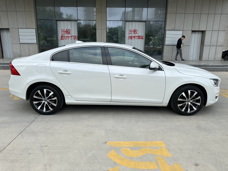 济宁19年沃尔沃S60L4