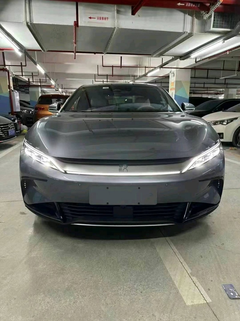 重庆24年比亚迪汉1