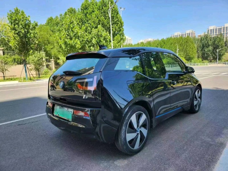 邢台16年宝马i33