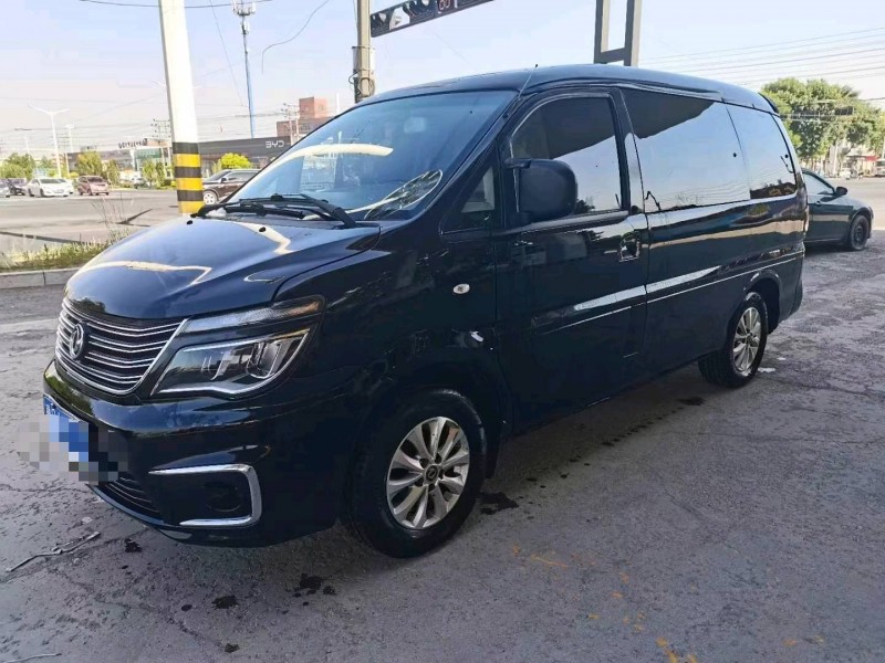 保定17年东风菱智3