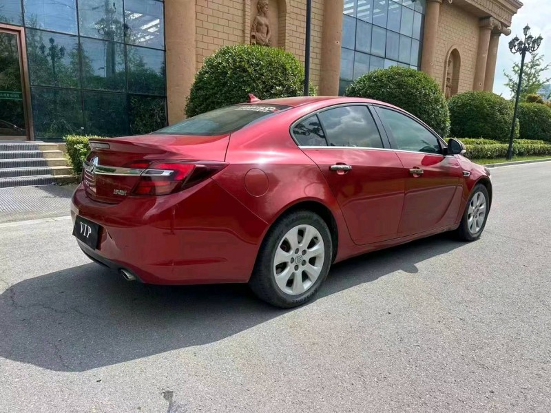 东营16年别克君威8