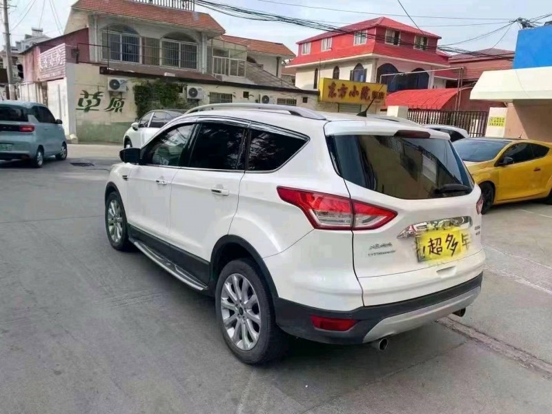 苏州14年福特翼虎4