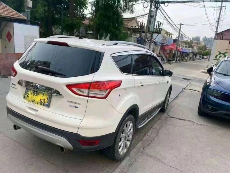 苏州14年福特翼虎5