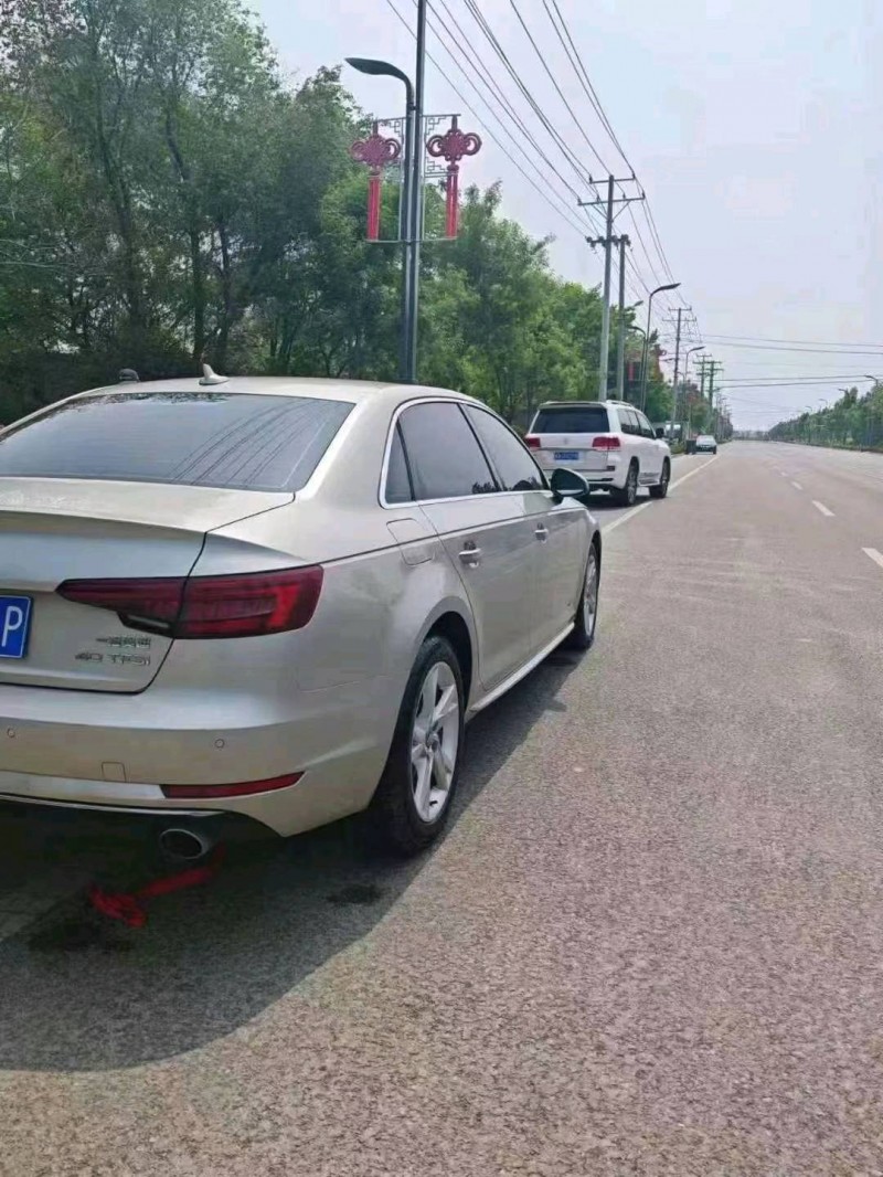东营18年奥迪A4L4