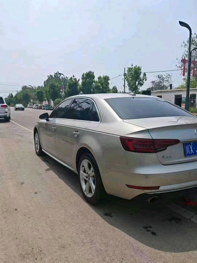 东营18年奥迪A4L7