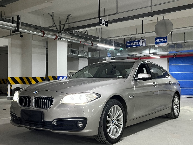 成都15年宝马5系3