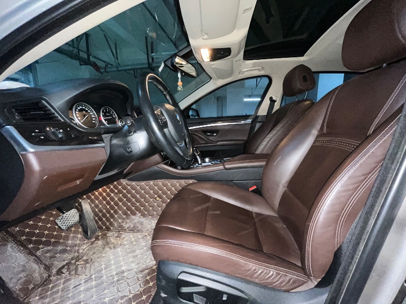 成都15年宝马5系4