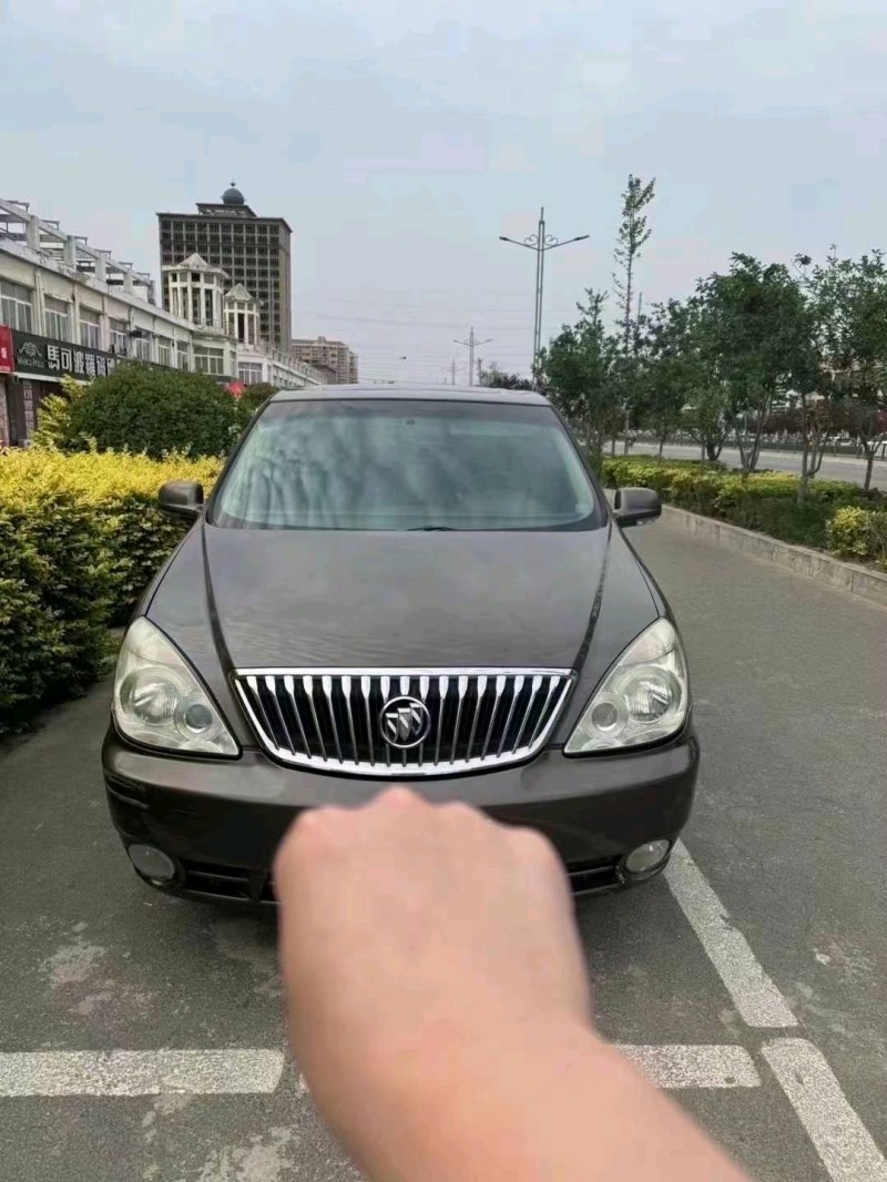 菏泽13年别克GL81