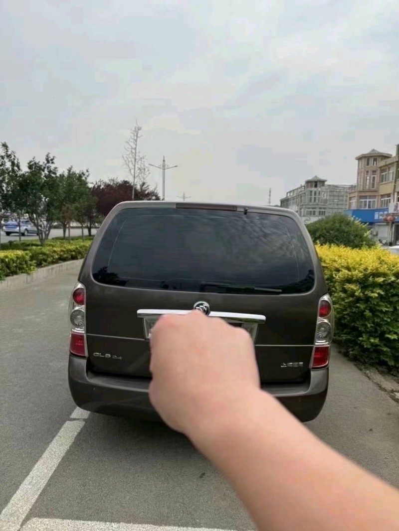 菏泽13年别克GL84