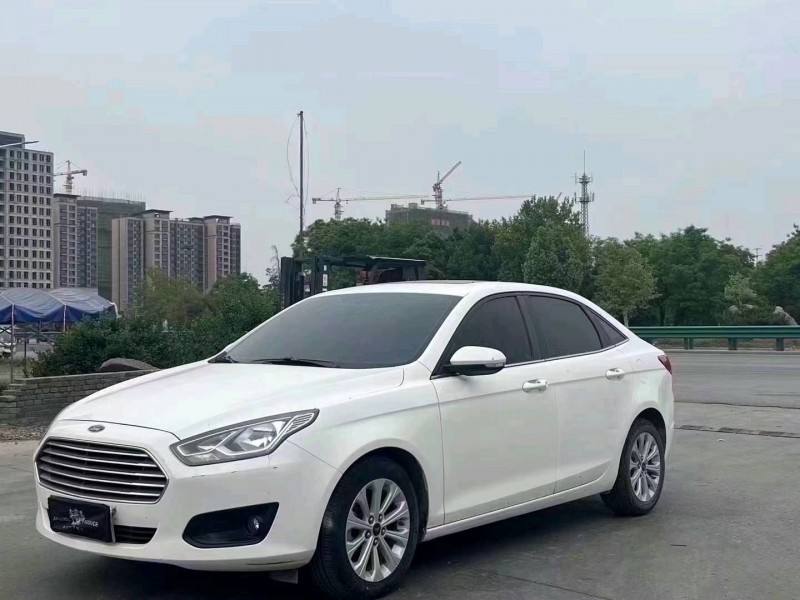 菏泽18年福特福睿斯2