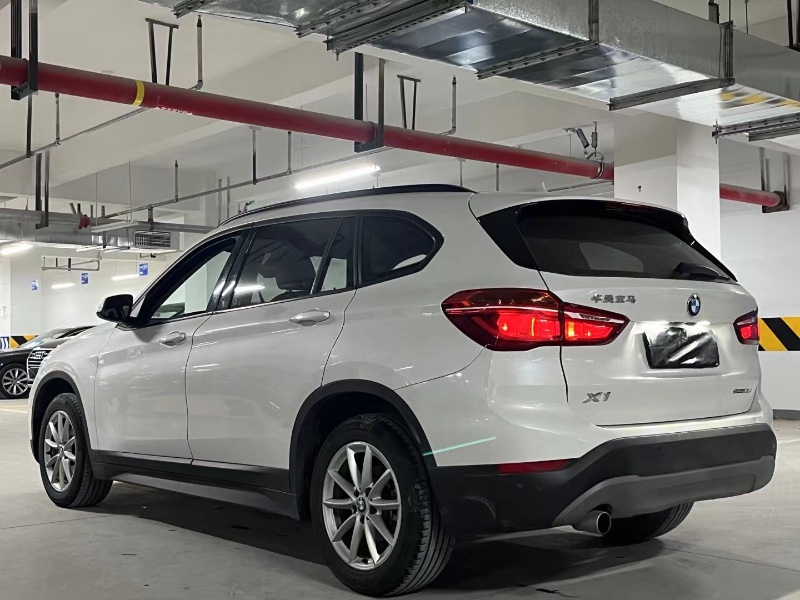 成都19年宝马X17