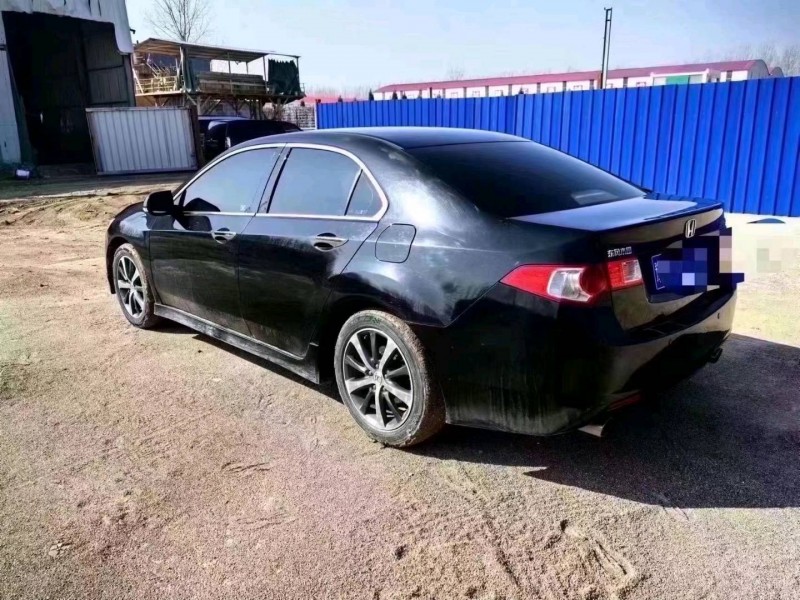 菏泽11年本田思铂睿3