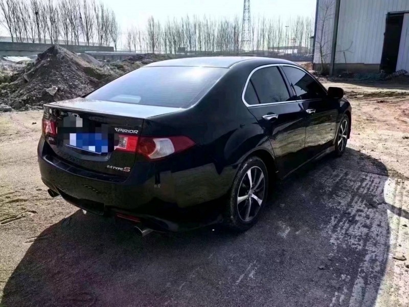 菏泽11年本田思铂睿9