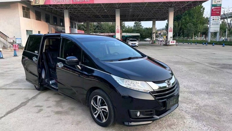 济宁16年本田奥德赛2