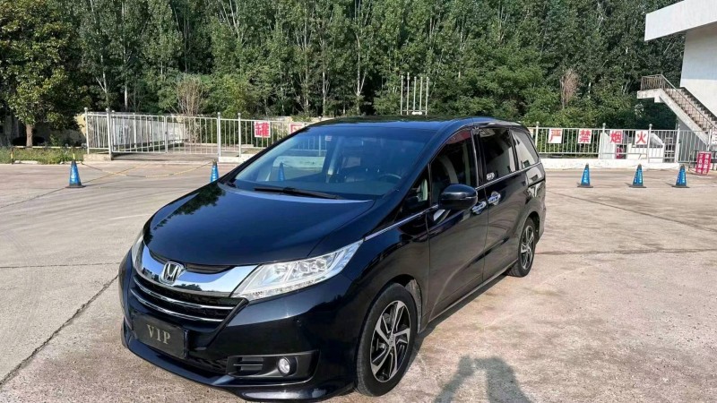 济宁16年本田奥德赛7