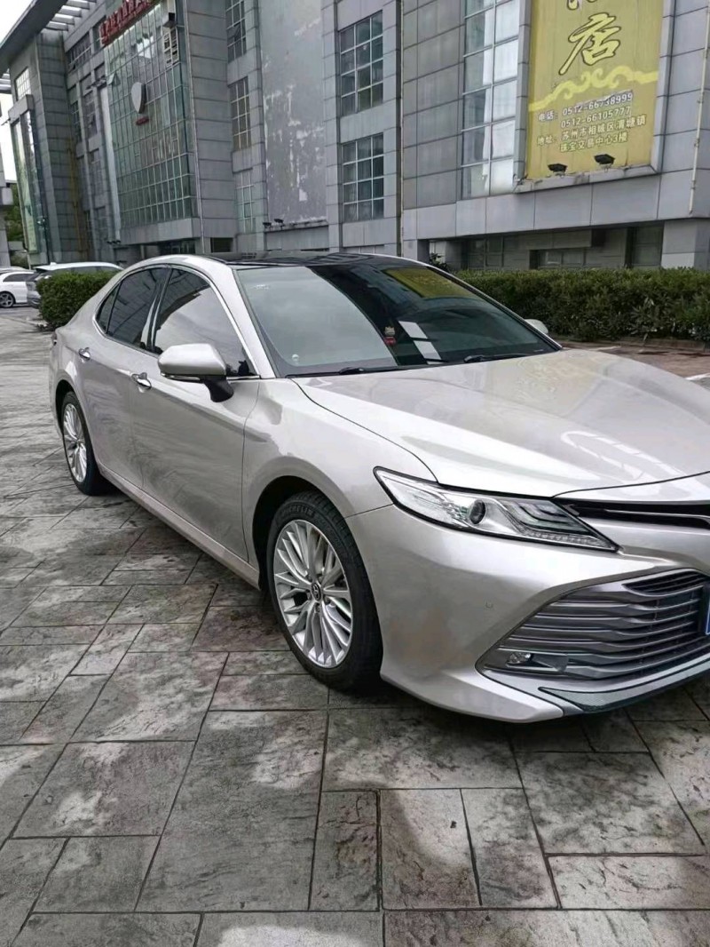 潍坊19年丰田凯美瑞7