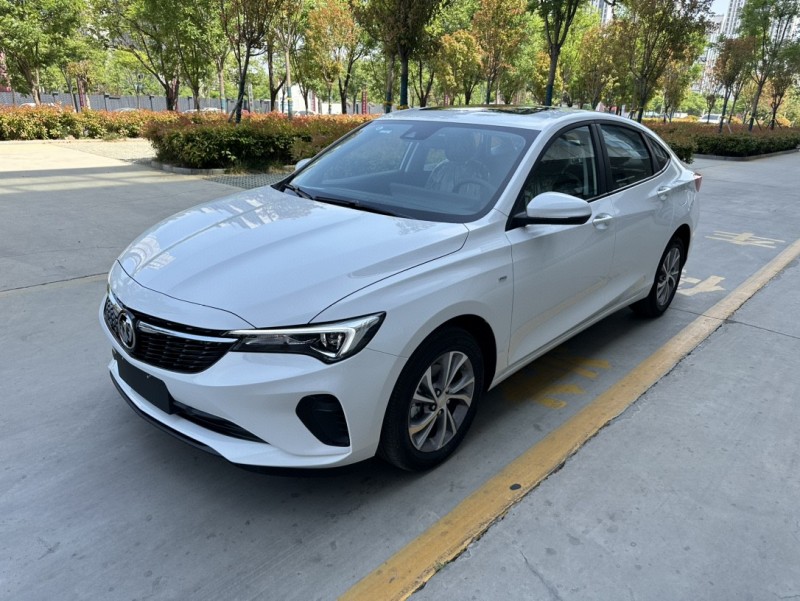 济宁24年别克威朗2