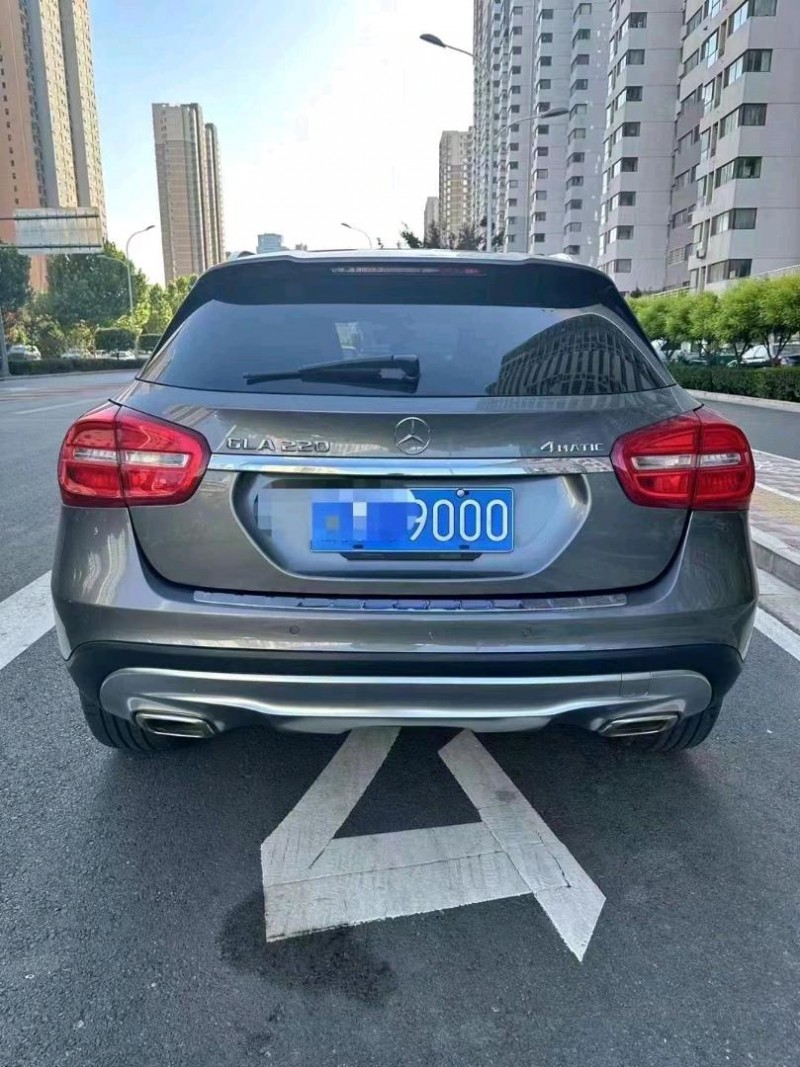 保定16年奔驰GLA4