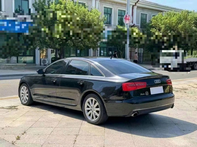 青岛12年奥迪A6L8