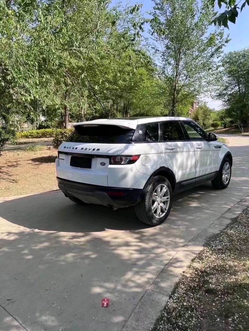 枣庄14年路虎极光8