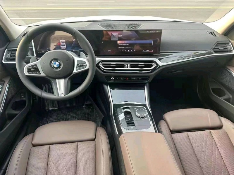 保定24年宝马3系8