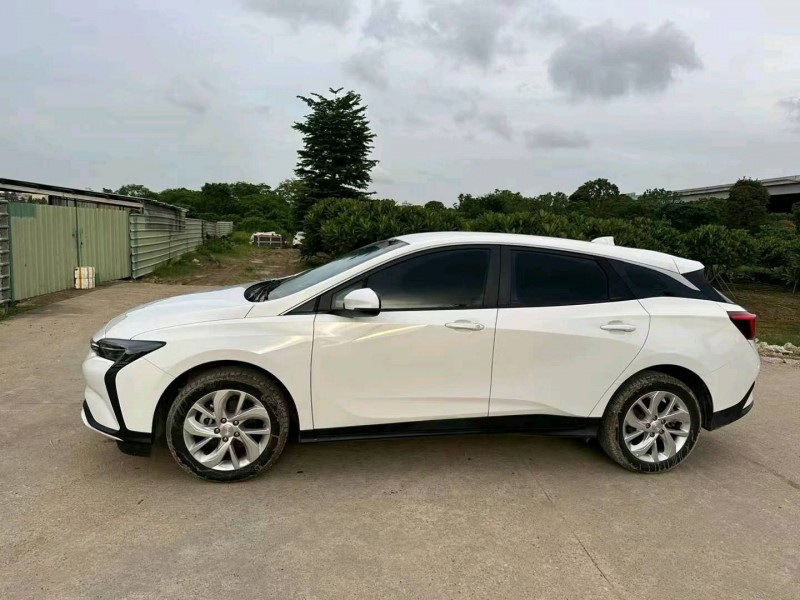 中山23年别克微蓝3