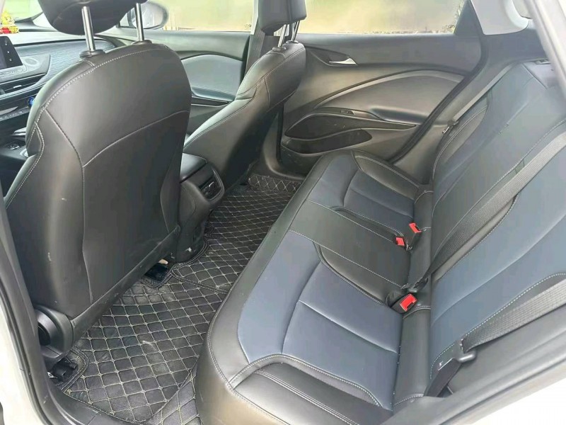 中山23年别克微蓝5