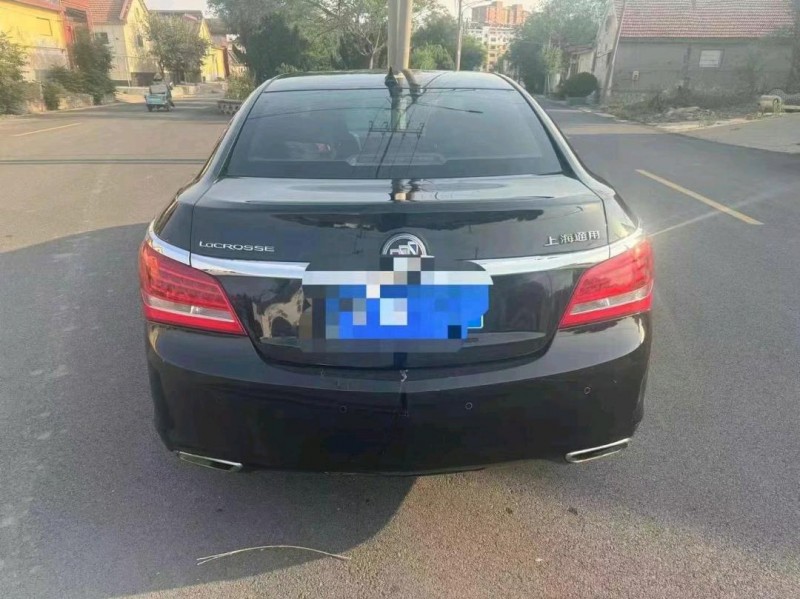 烟台16年别克君越7