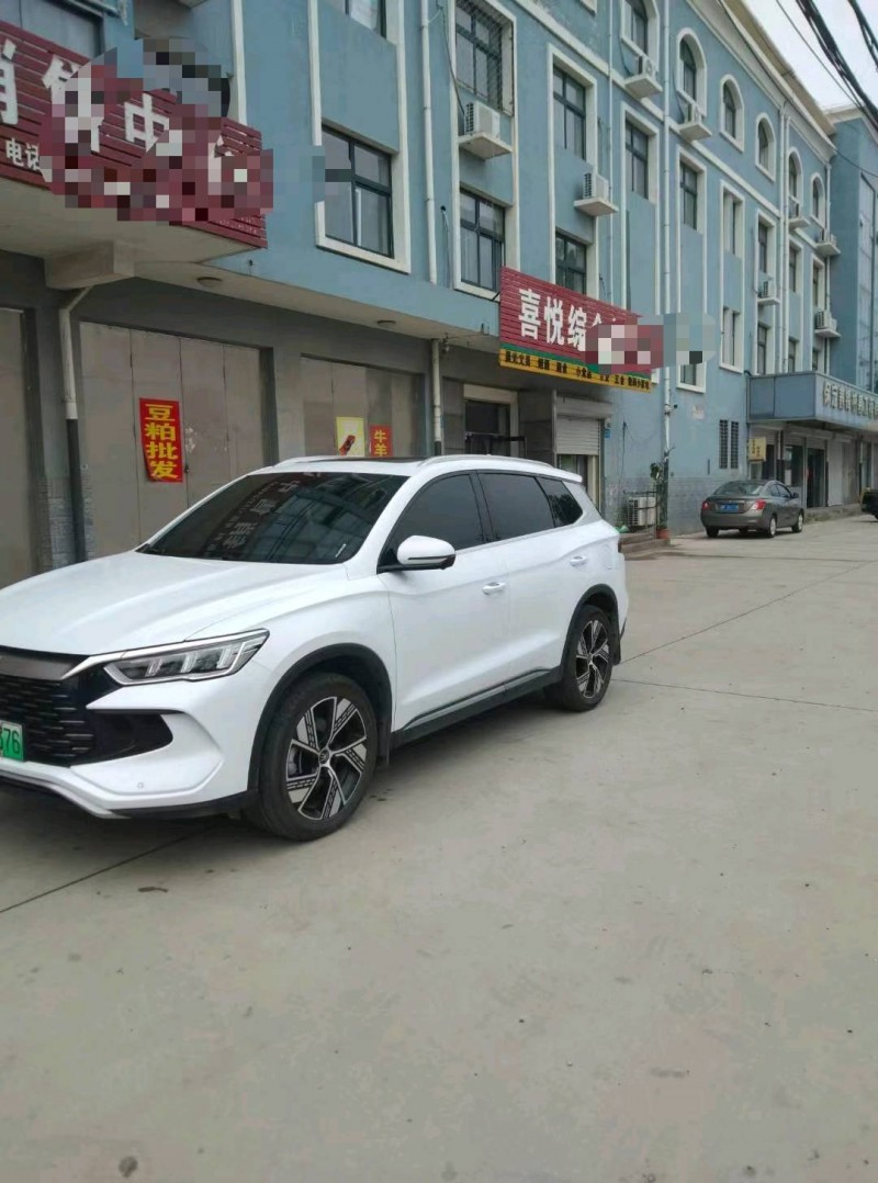 保定23年比亚迪宋2