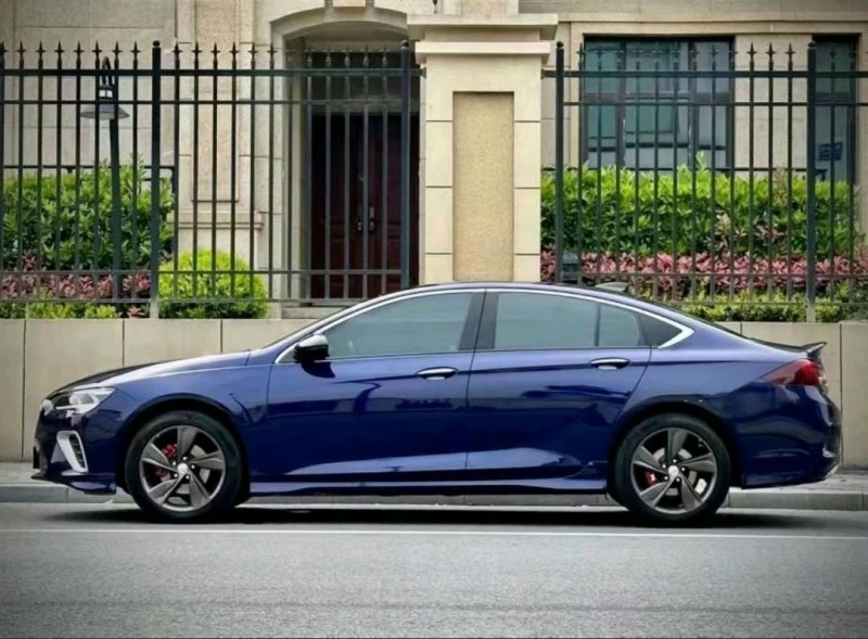 佛山21年别克君威3