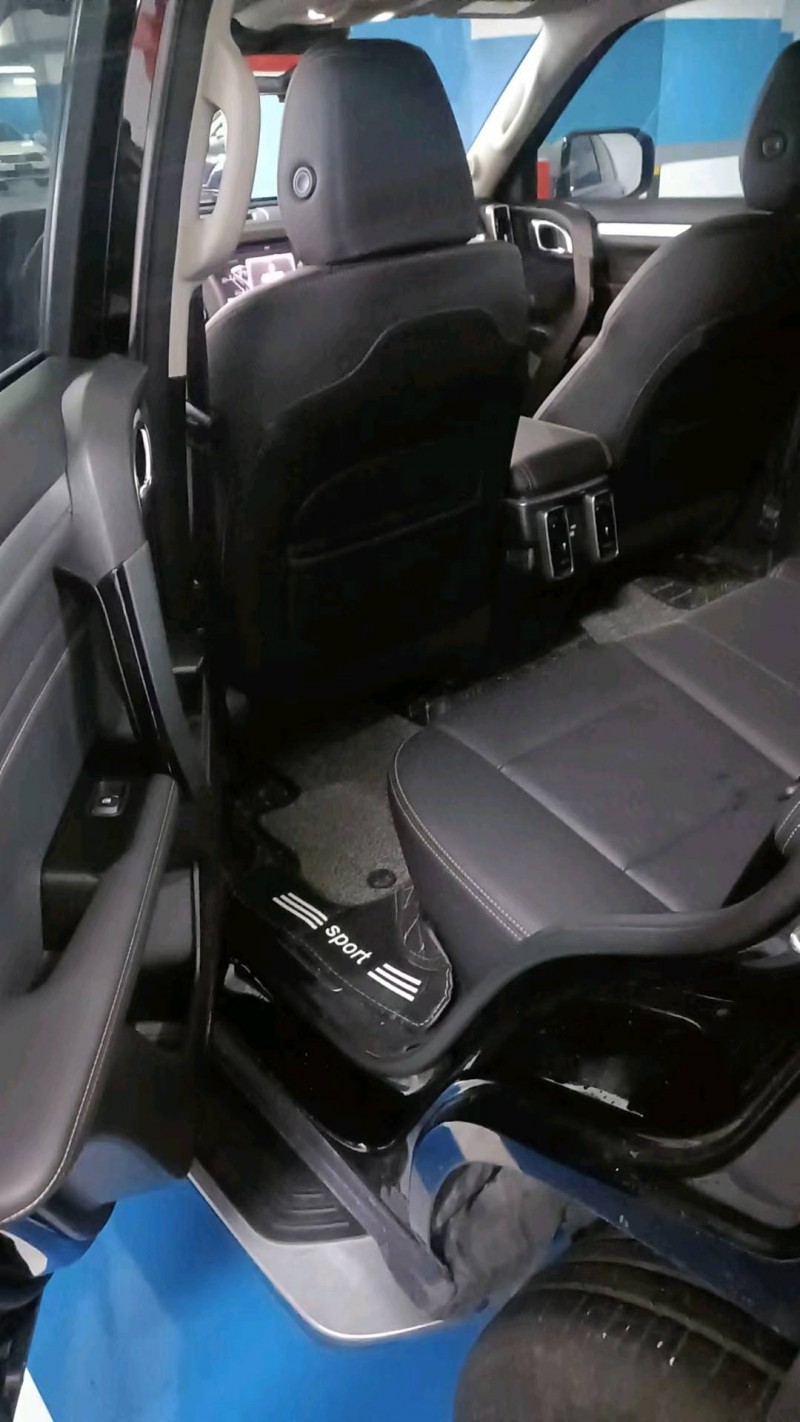 成都23年哈弗大狗4