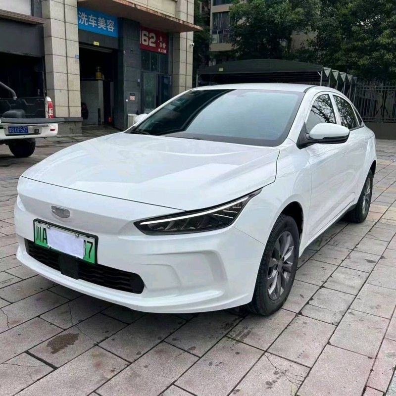 成都24年吉利几何3