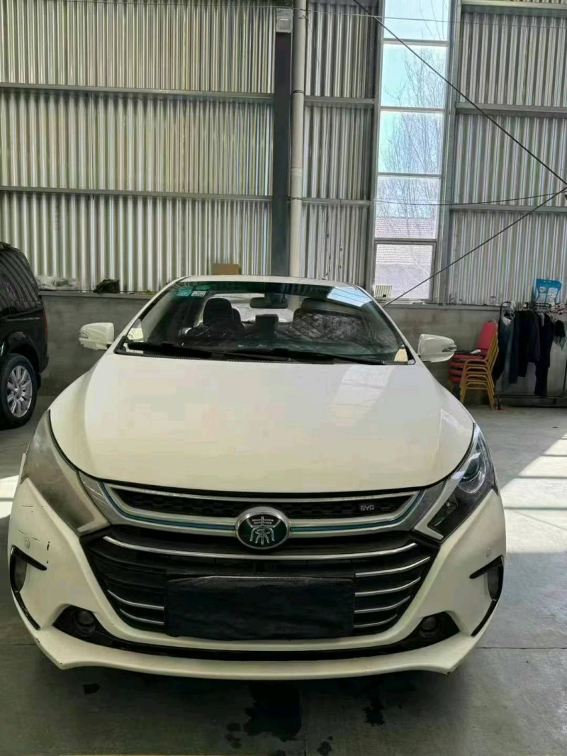 临沂17年比亚迪秦1