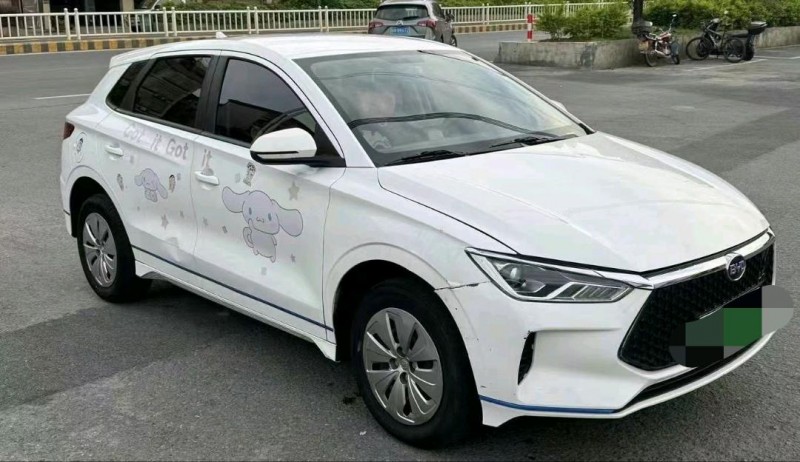 广州22年比亚迪E23