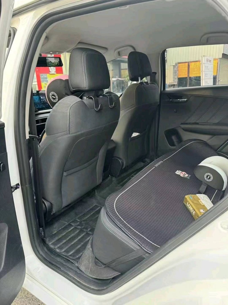 广州22年比亚迪E24