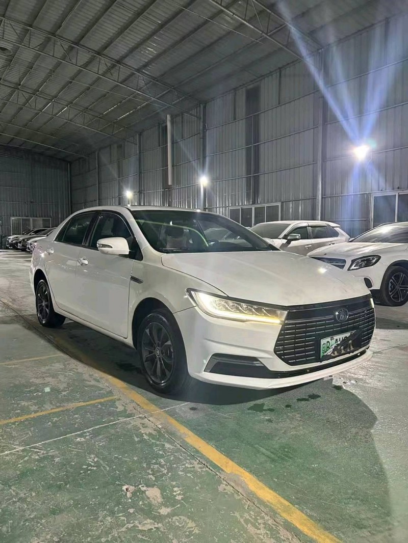 中山21年比亚迪唐3