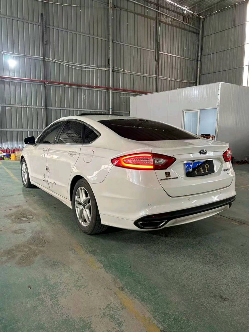 中山16年福特蒙迪欧8