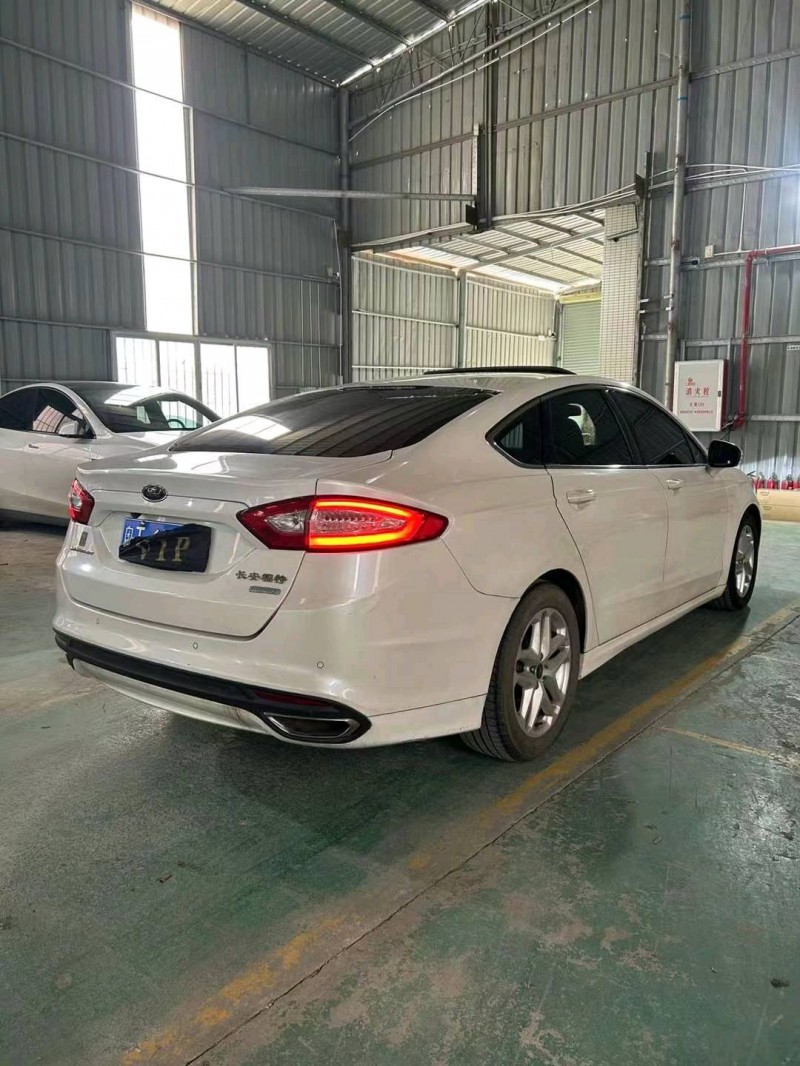 中山16年福特蒙迪欧9