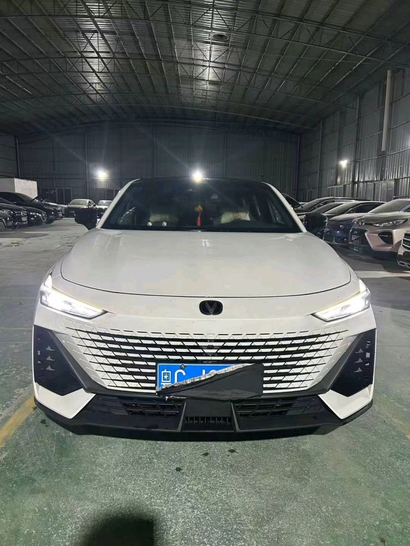 广州23年长安汽车UNI-V1