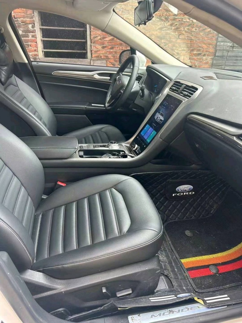 中山21年福特蒙迪欧4