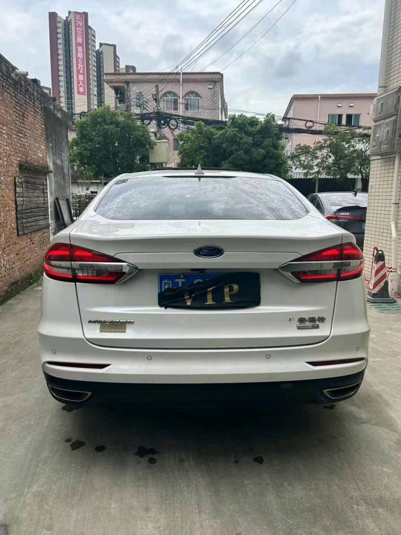 中山21年福特蒙迪欧7