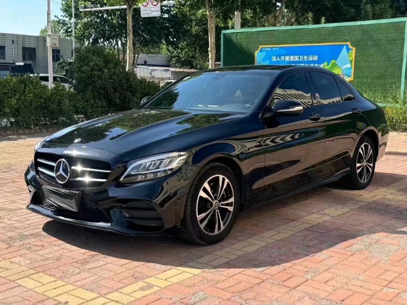 青岛19年奔驰C3