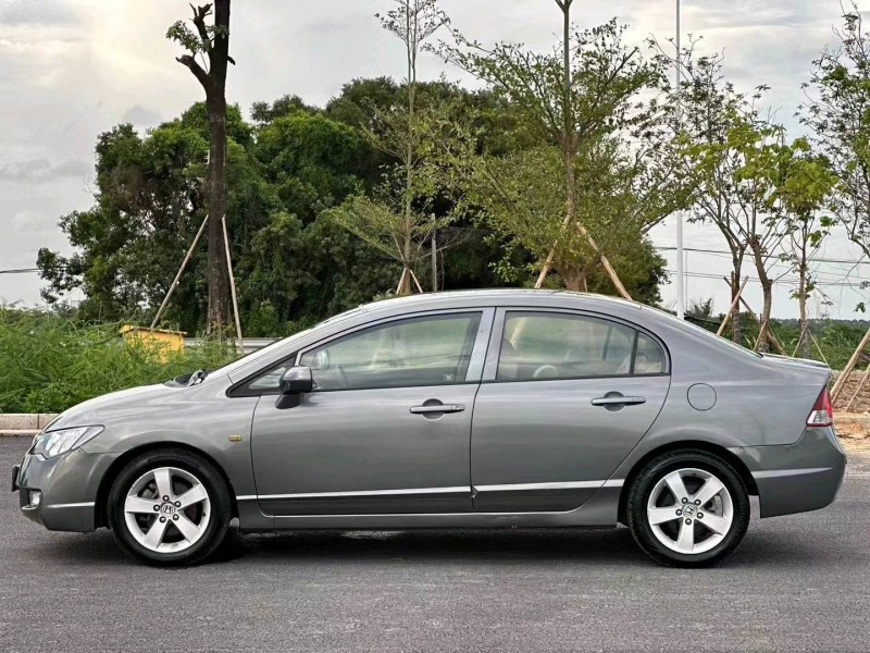 汕头14年本田思铭2