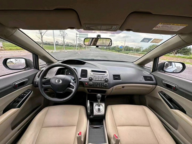 汕头14年本田思铭4