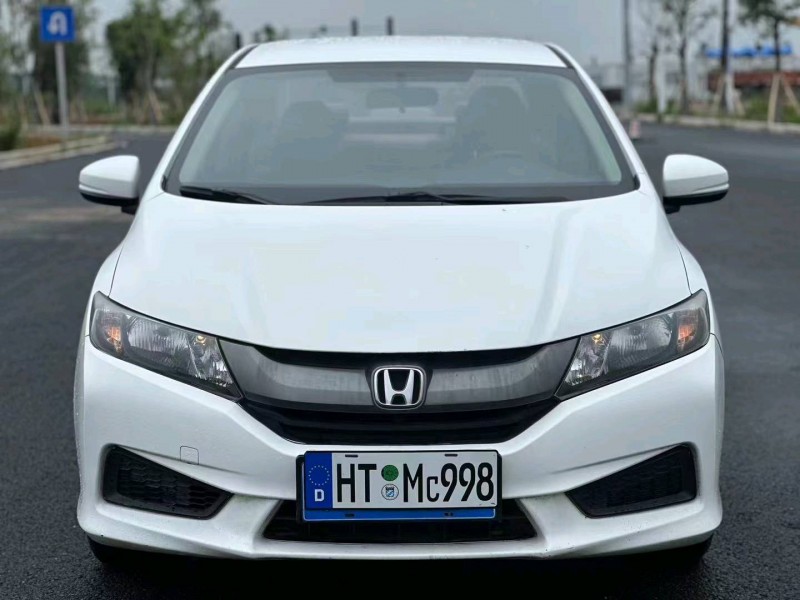 汕头17年本田锋范1