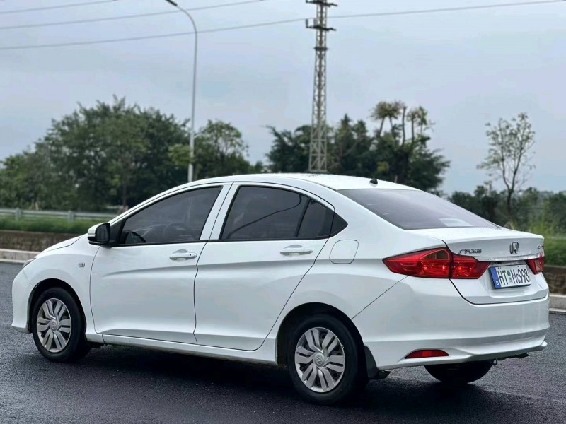 汕头17年本田锋范7