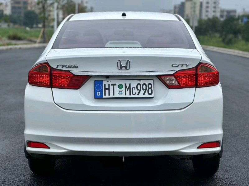 汕头17年本田锋范9