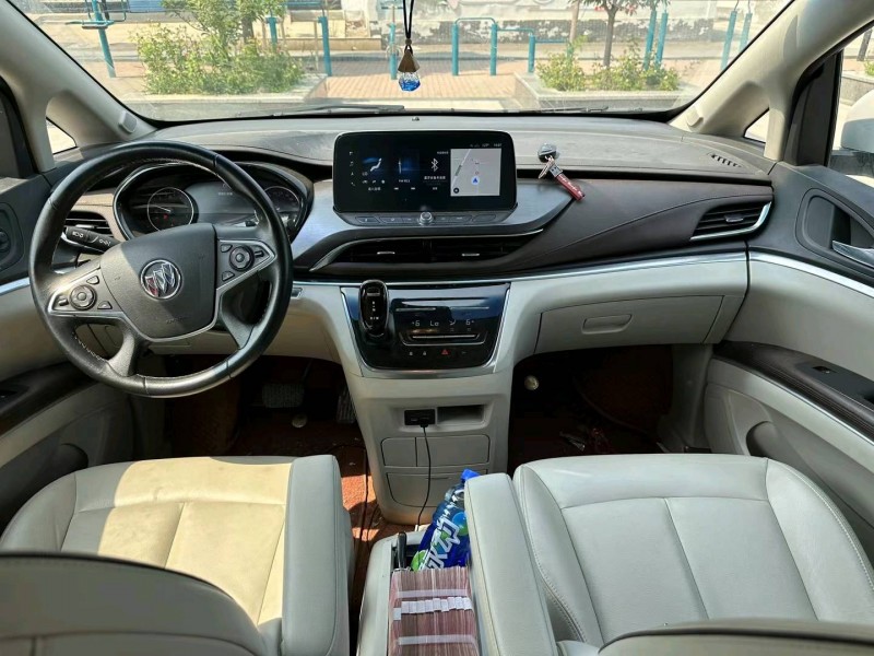 济南20年别克GL85