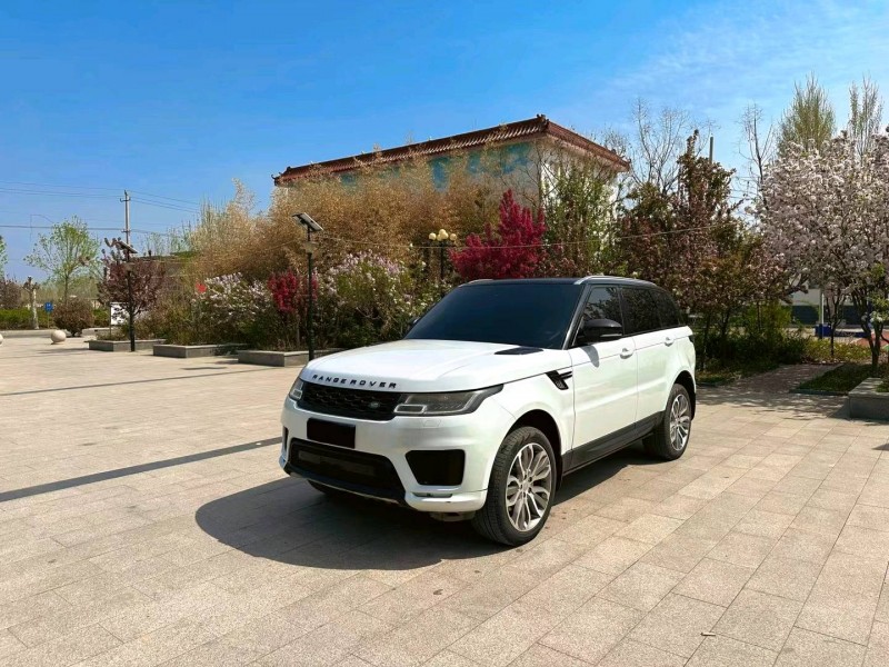 济南17年路虎揽胜运动2