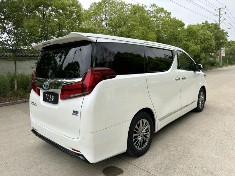 盐城21年丰田埃尔法8